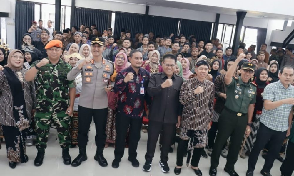 Kapolres Magetan Tekankan Integritas dan Profesionalisme Panitia Pemilihan&nbsp;Kecamatan.
