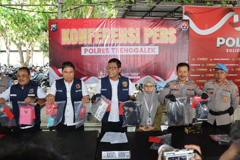 Polres Trenggalek Ungkap Penyimpangan Dana Bos, Rugikan Negara Ratusan&nbsp;Juta