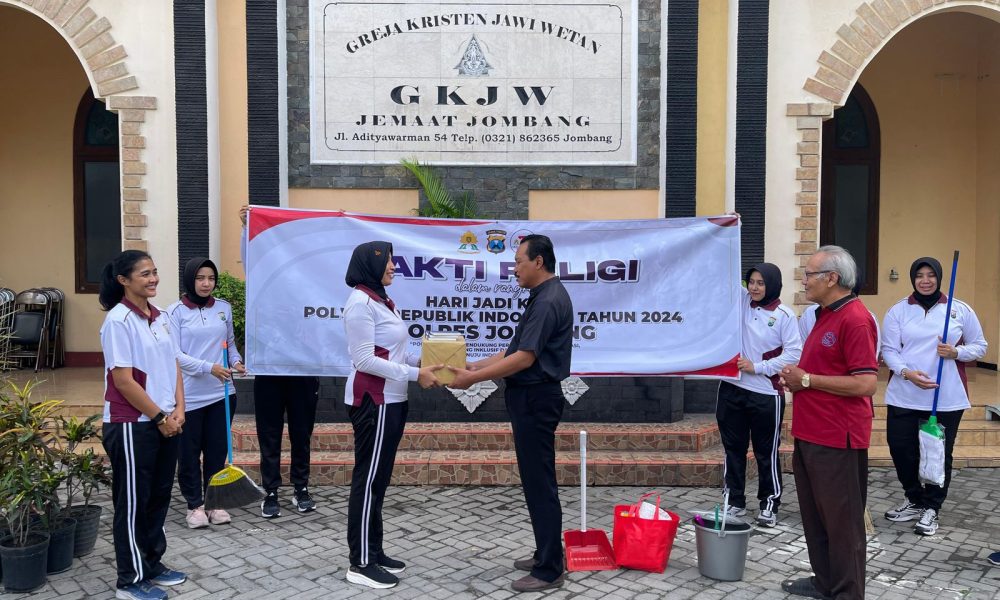 Peringati Hari Jadi Polwan Ke 76, Polisi Wanita Polres Jombang Gelar Bakti&nbsp;Religi